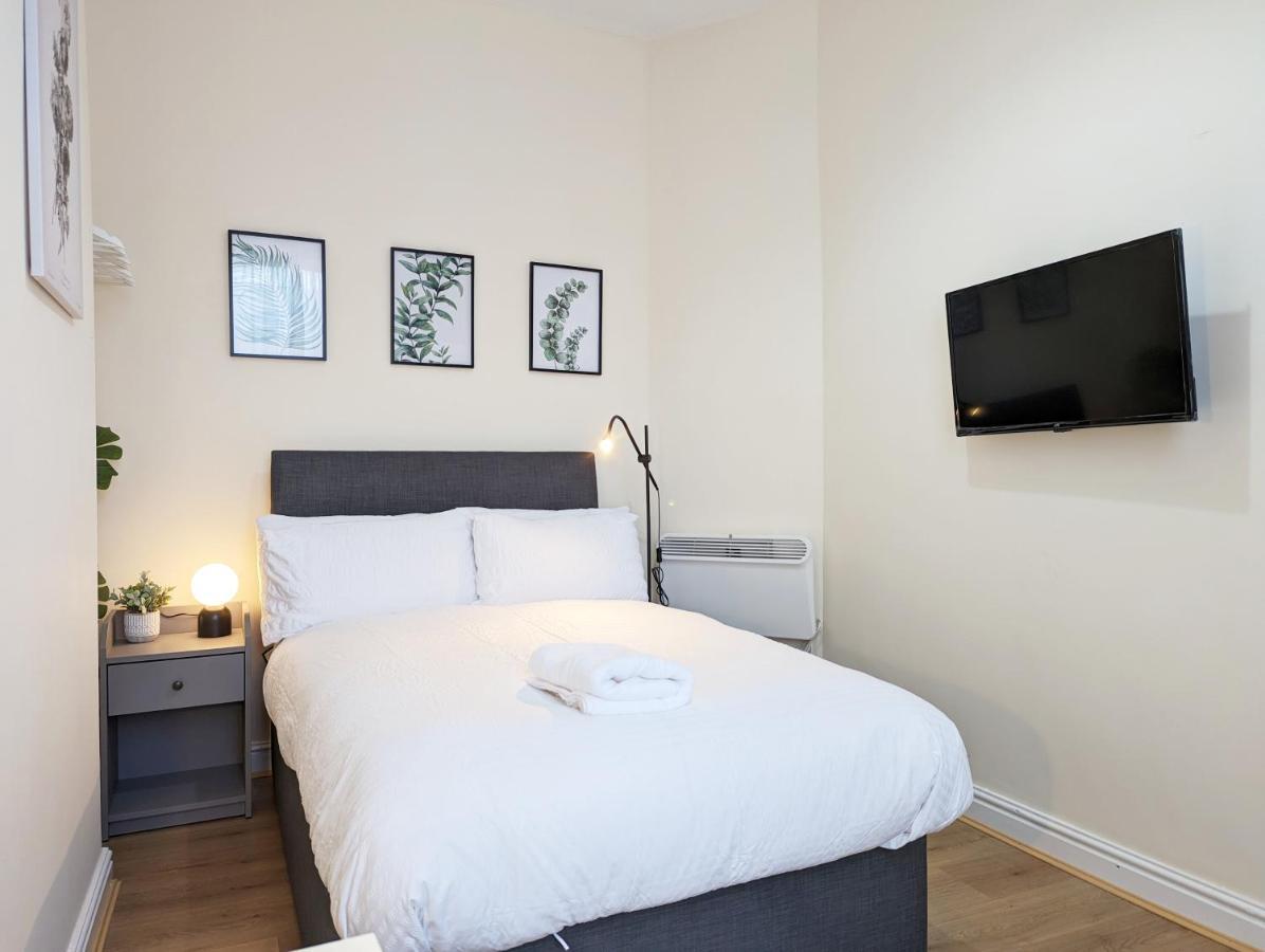 Guest Rooms In Anfiled Near Stadium, Free Parking Liverpool Kültér fotó