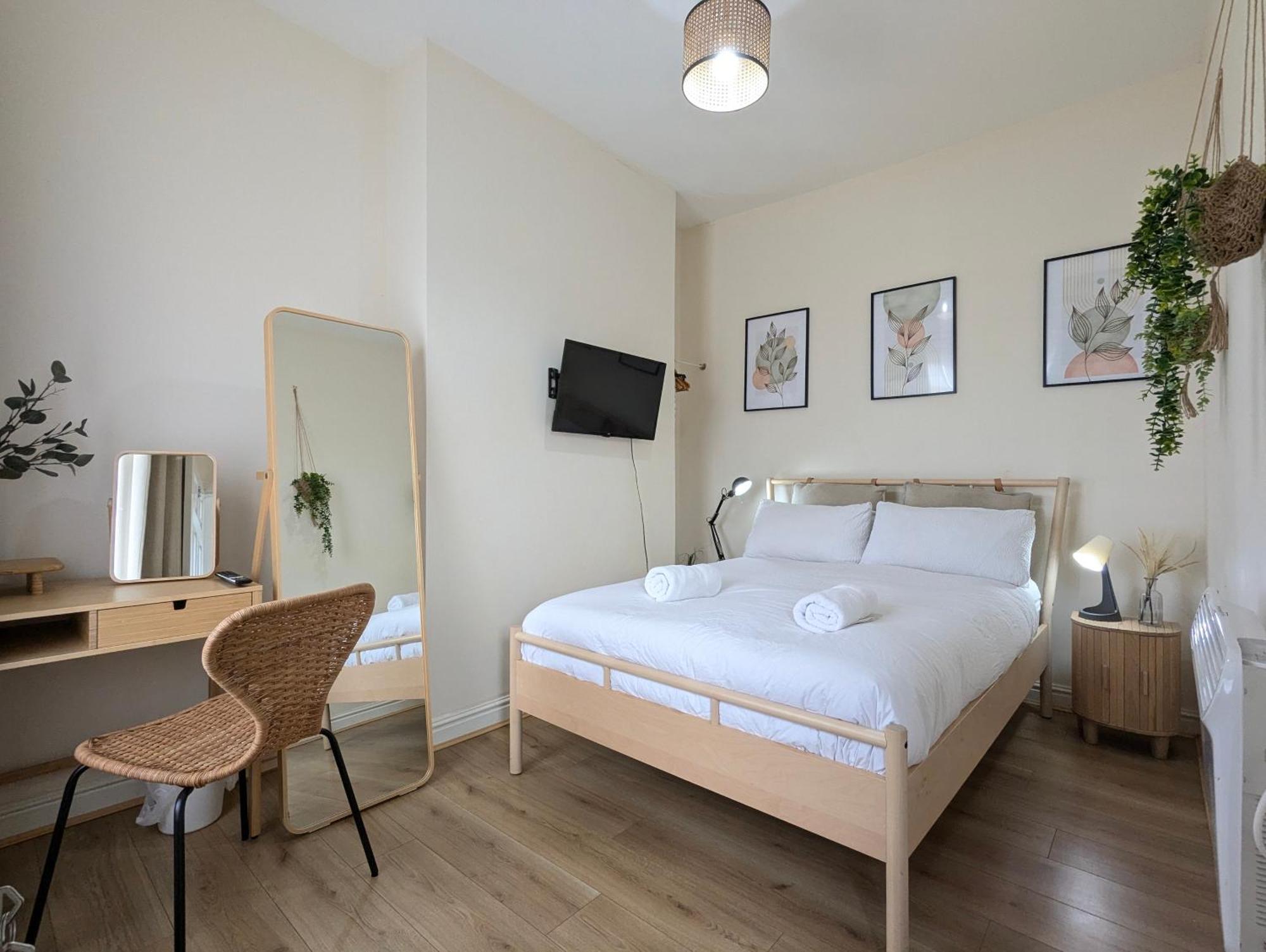 Guest Rooms In Anfiled Near Stadium, Free Parking Liverpool Kültér fotó